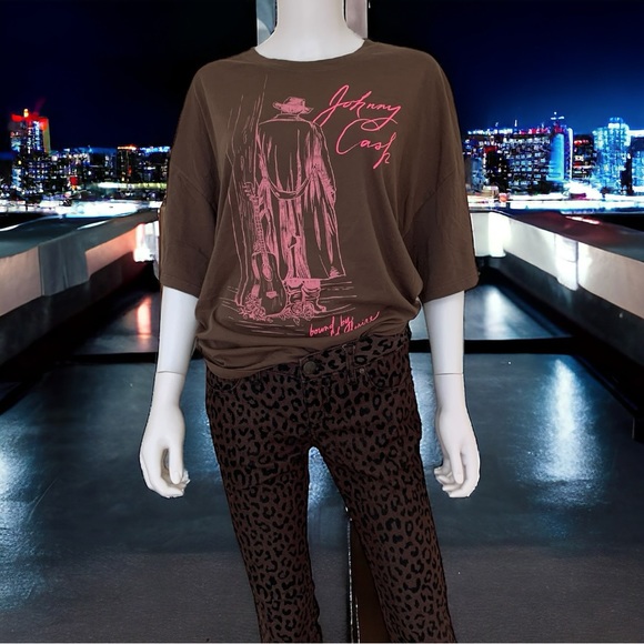 Daydreamer Tops - Free People Daydreamer Johnny Cash Wild Desire Oversized One Size Tee